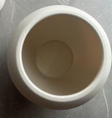 PE Coated Plastic Flower Pot with Multiple Sizes and Embossing Design for Indoor and Outdoor Use