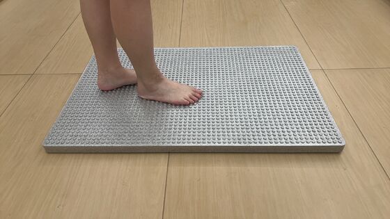 Mold Resistant Fast Drainage Shower Mat with Massage Bumps Bathroom Anti-Slip Mat for Safe Wet Areas