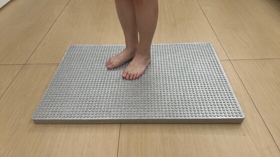 Mold Resistant Fast Drainage Shower Mat with Massage Bumps EPP Bath Mat Anti-Slip Floor Mat
